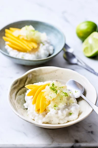 Rijstpap met mango en limoengranité