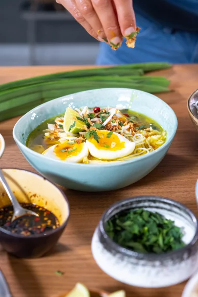 Soto ayam – Indonesische kippensoep