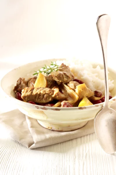 Lamsragout met curry en rijst