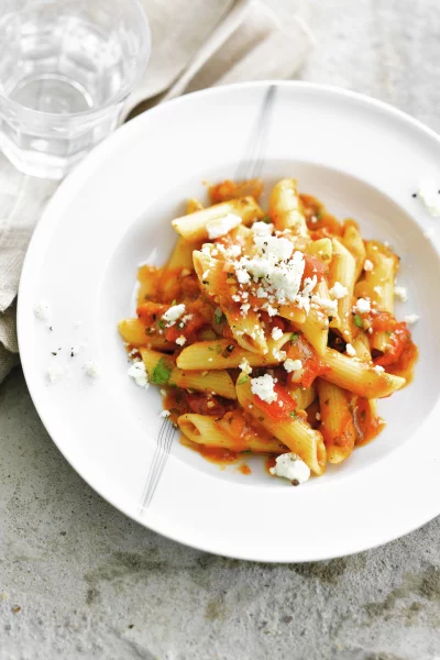 Penne arrabiata met feta