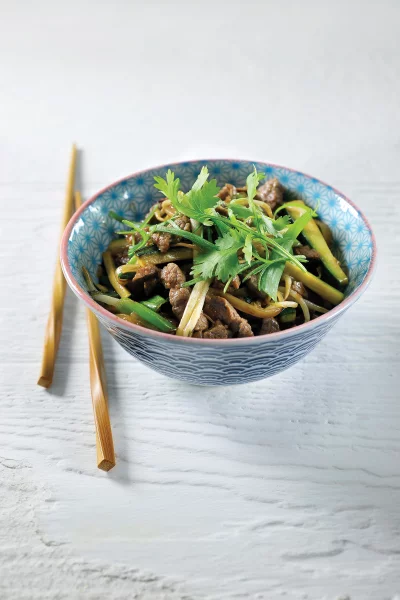 Gebakken noedels met rundvlees