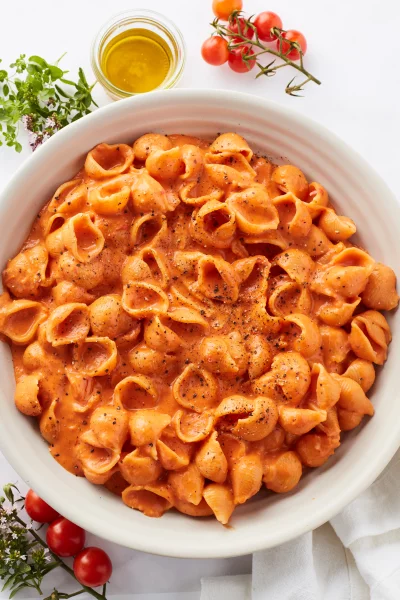 Creamy pasta met kerstomaatjes