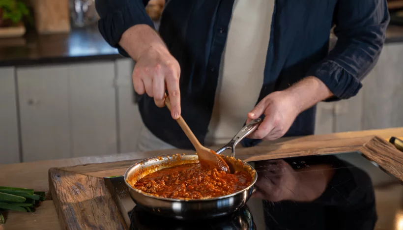 Perfect vlees bakken met de pannen van Demeyere: tips, tricks en waarom roestvrij staal onmisbaar is