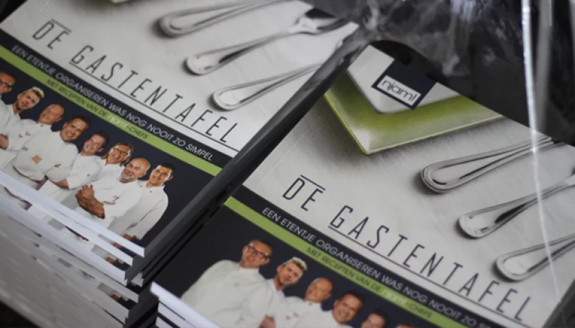 Aanschuiven aan de gastentafel