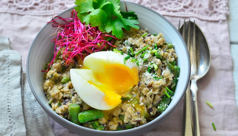 Een groene start van de dag: 10 tips en recepten om groenten te verwerken in het ontbijt